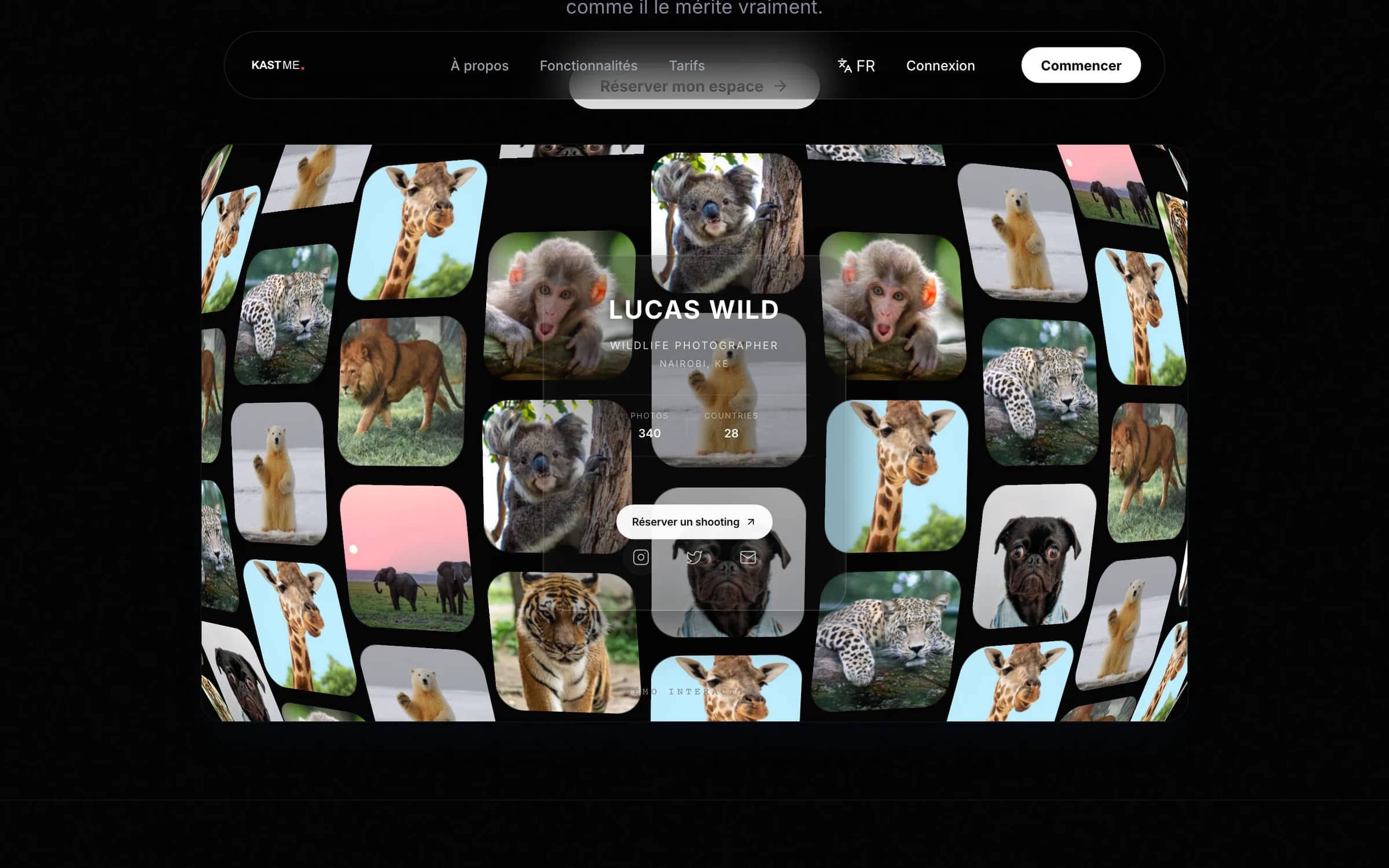 Page publique de démonstration KastMe : les photos d'un photographe animalier fictif flottent dans une sphère autour de sa carte de profil et d'un bouton de réservation.